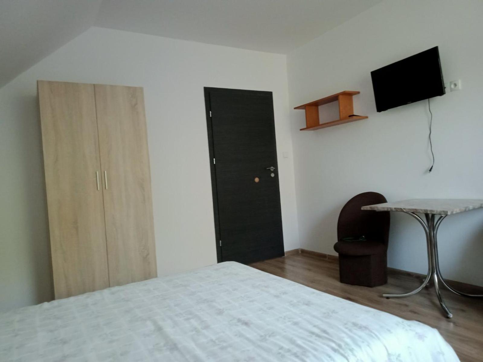 Appartamento Pokoje U Nadii Karwienskie Bloto Drugie Camera foto
